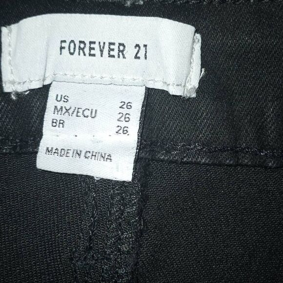 FOREVER 21 HIGH RISE BLACK SKINNY JEANS SZ.26 NWT. - Picture 6 of 7